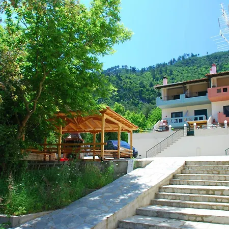 Hotel apartamentowy Ntinas Filoxenia & Skala Potamia (Thasos)