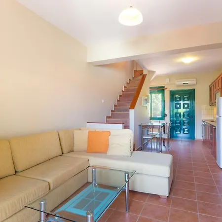 Ntinas Filoxenia & Aparthotel