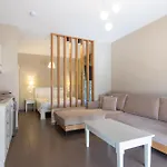 アパートホテル Ntinas Filoxenia &