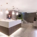 Ntinas Filoxenia & Apart-hotel