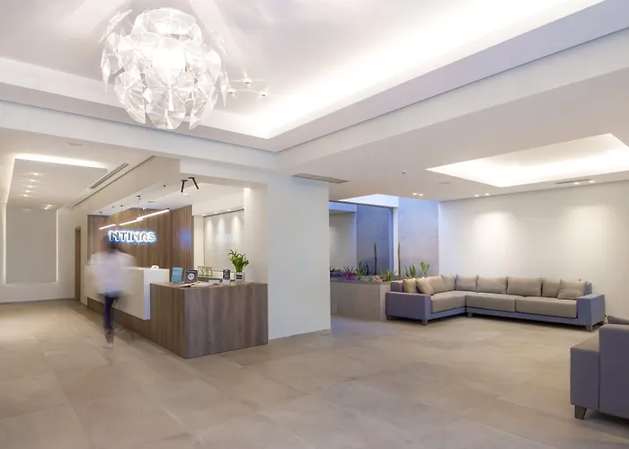 Ntinas Filoxenia & 4* スカラ・ポタミアス