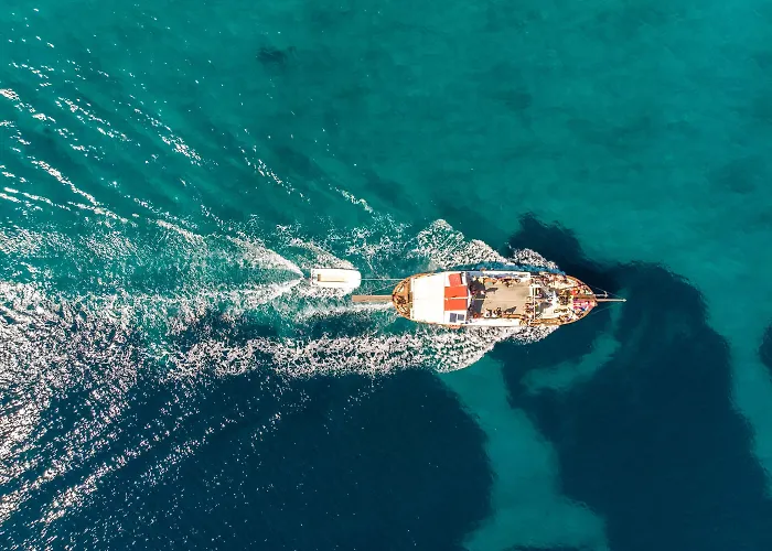 Ntinas Filoxenia & アパートホテル 4*