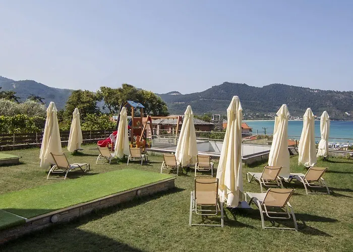 アパートホテル Ntinas Filoxenia &