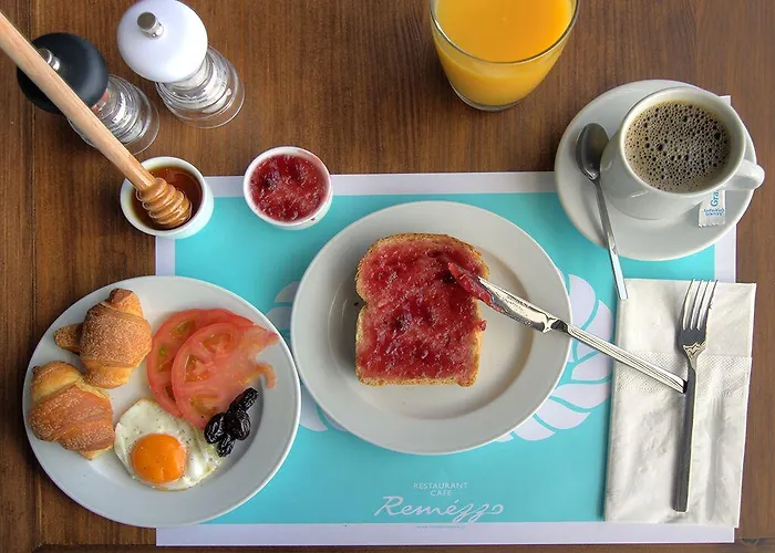 Ntinas Filoxenia & スカラ・ポタミアス