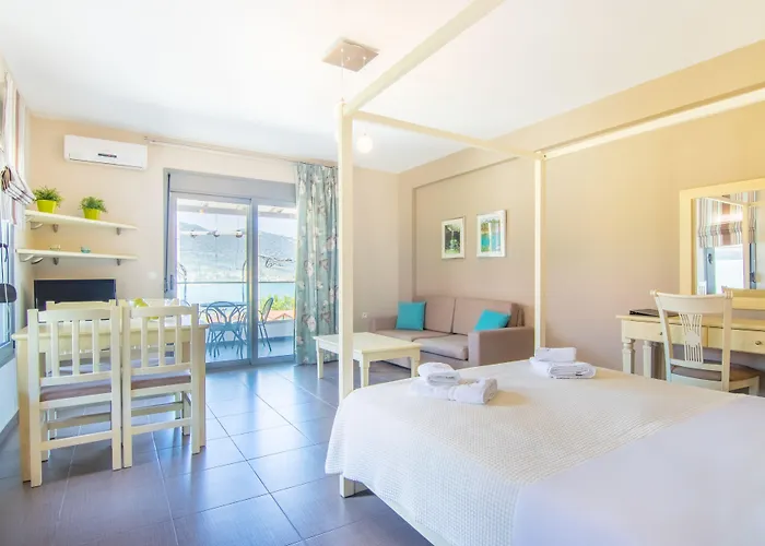 Ntinas Filoxenia & 4* スカラ・ポタミアス