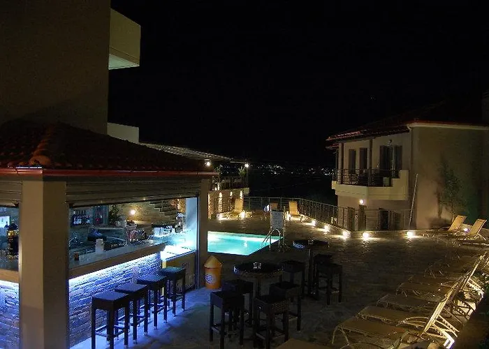 Ntinas Filoxenia & アパートホテル 4*