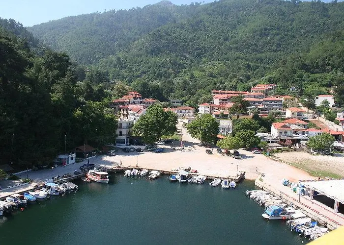 アパートホテル Ntinas Filoxenia &