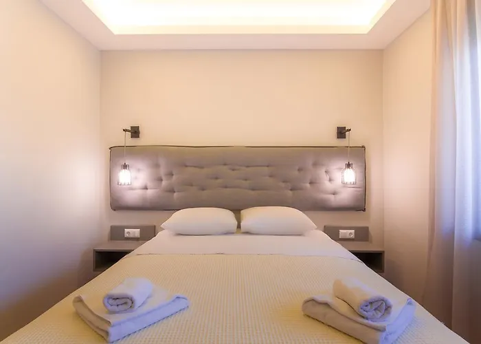 Ntinas Filoxenia & アパートホテル