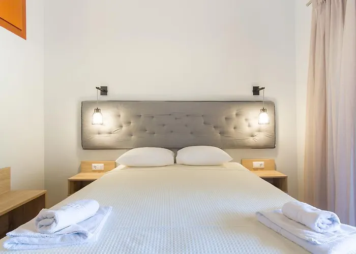 アパートホテル Ntinas Filoxenia & スカラ・ポタミアス